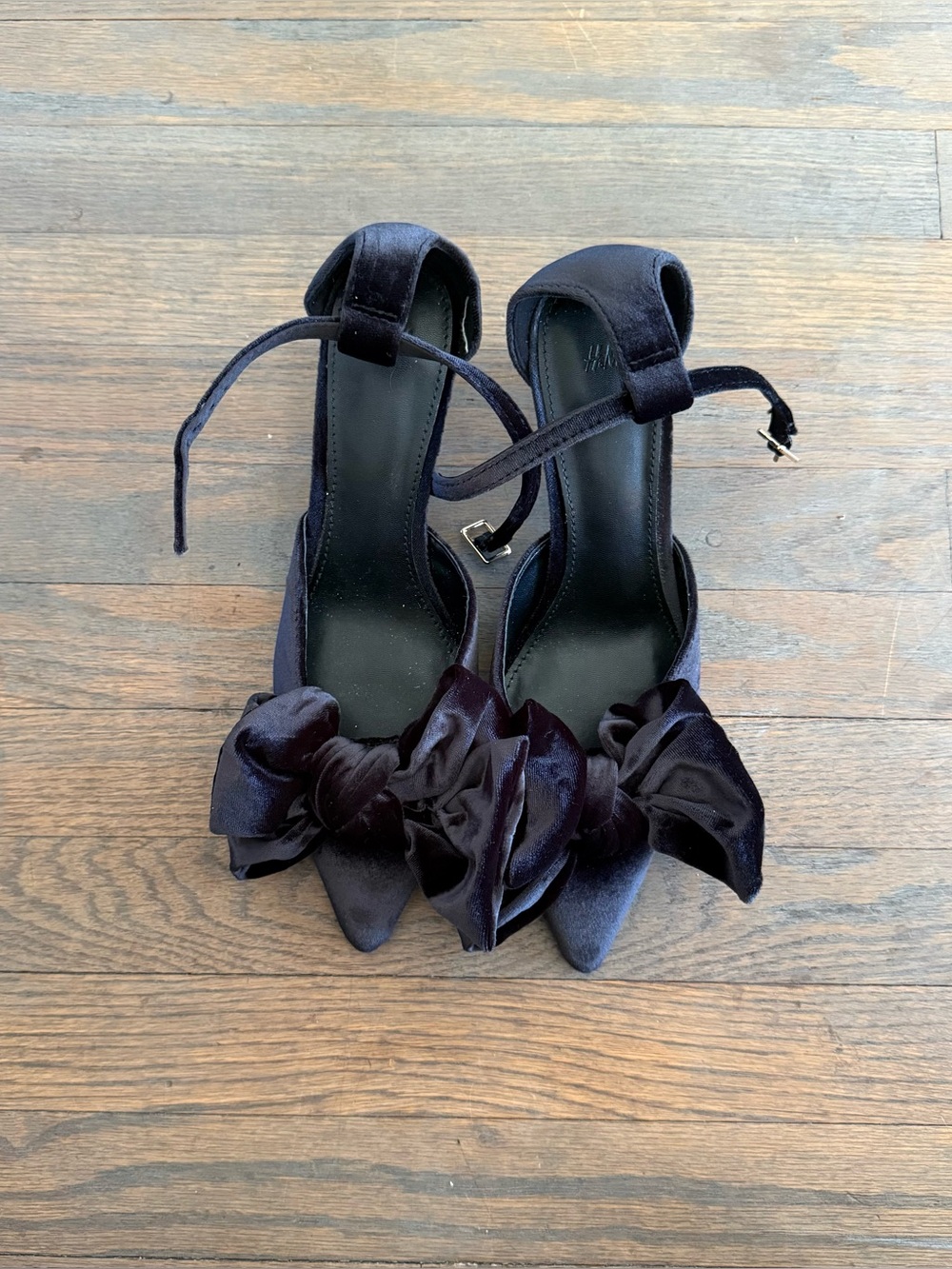 H&M Black Velvet Bow Pointed-Toe Ankle-Strap Heels